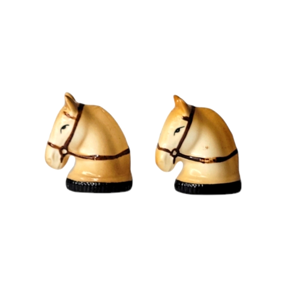 Vintage small horse head salt & pepper shaker set